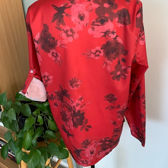 Red Floral Print Mandarin Collar Button Down Top - Picture 4 of 5